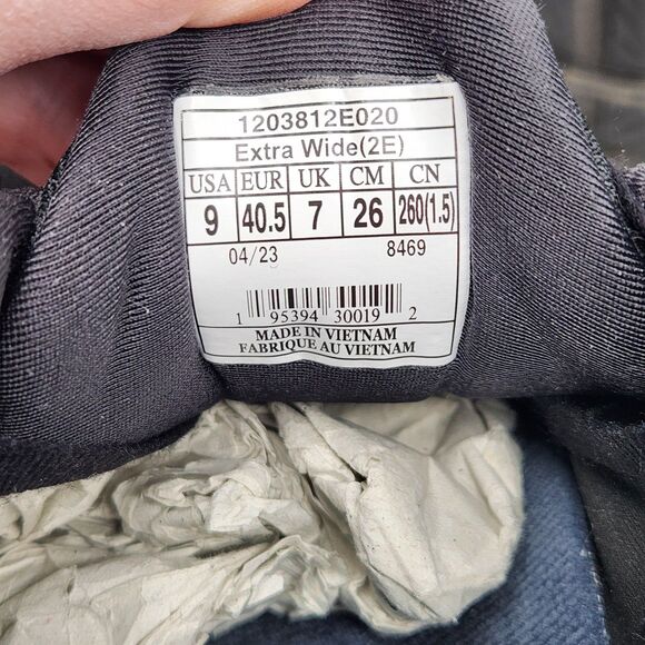 Brooks Women's Adrenaline GTS 23 Running Shoes, All Black Size 9 2E Extra Wide - Picture 12 of 12